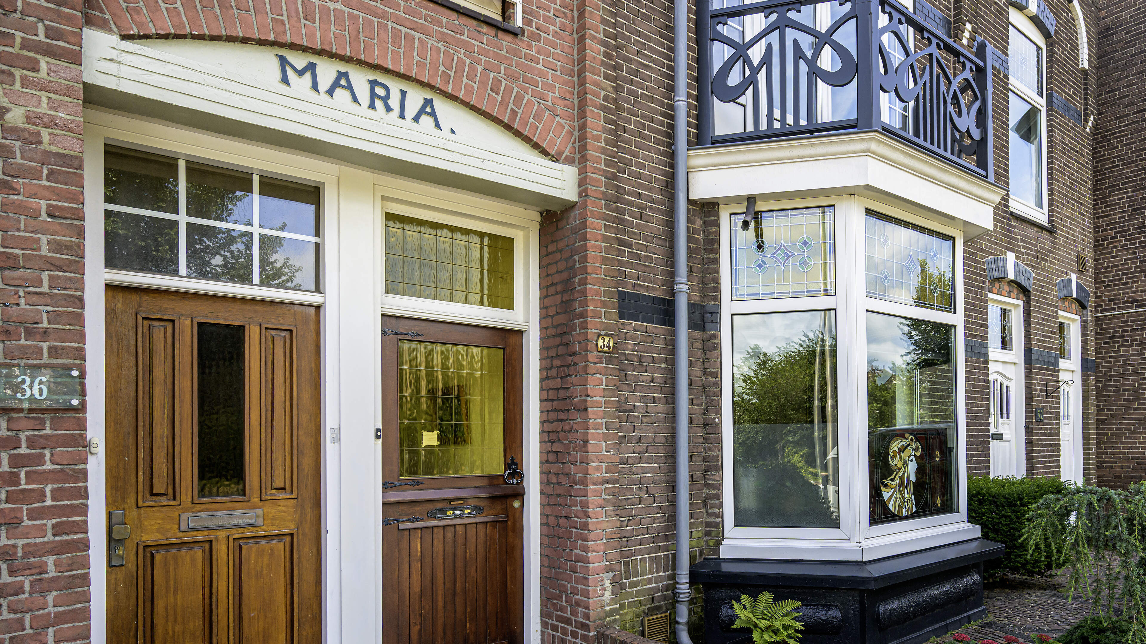 Piet (92) has lived in his grandmother Maria's house since birth — one of two Marias on the street