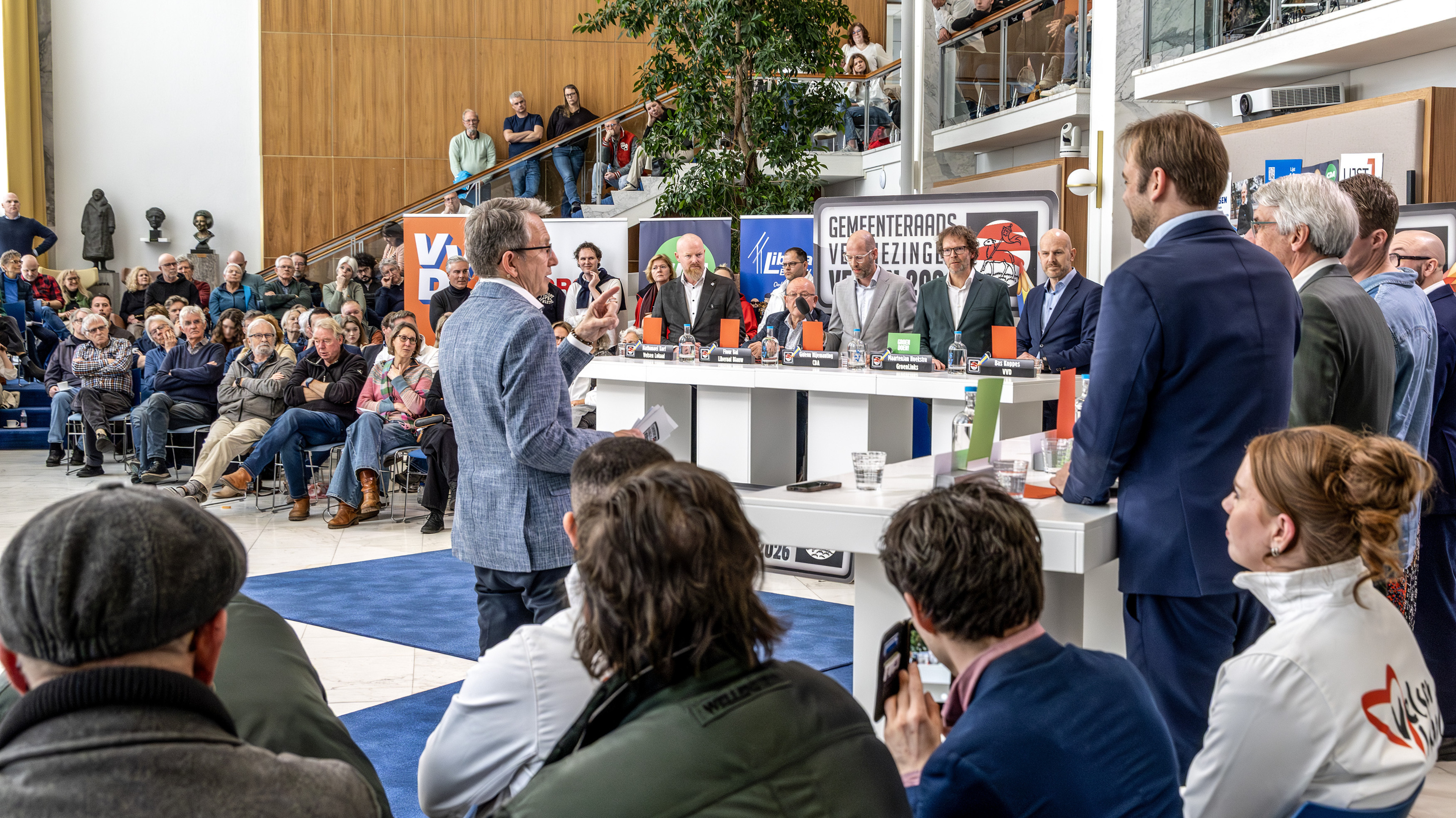 Despite hot-button issues, Velsen parties remarkably united in final debate