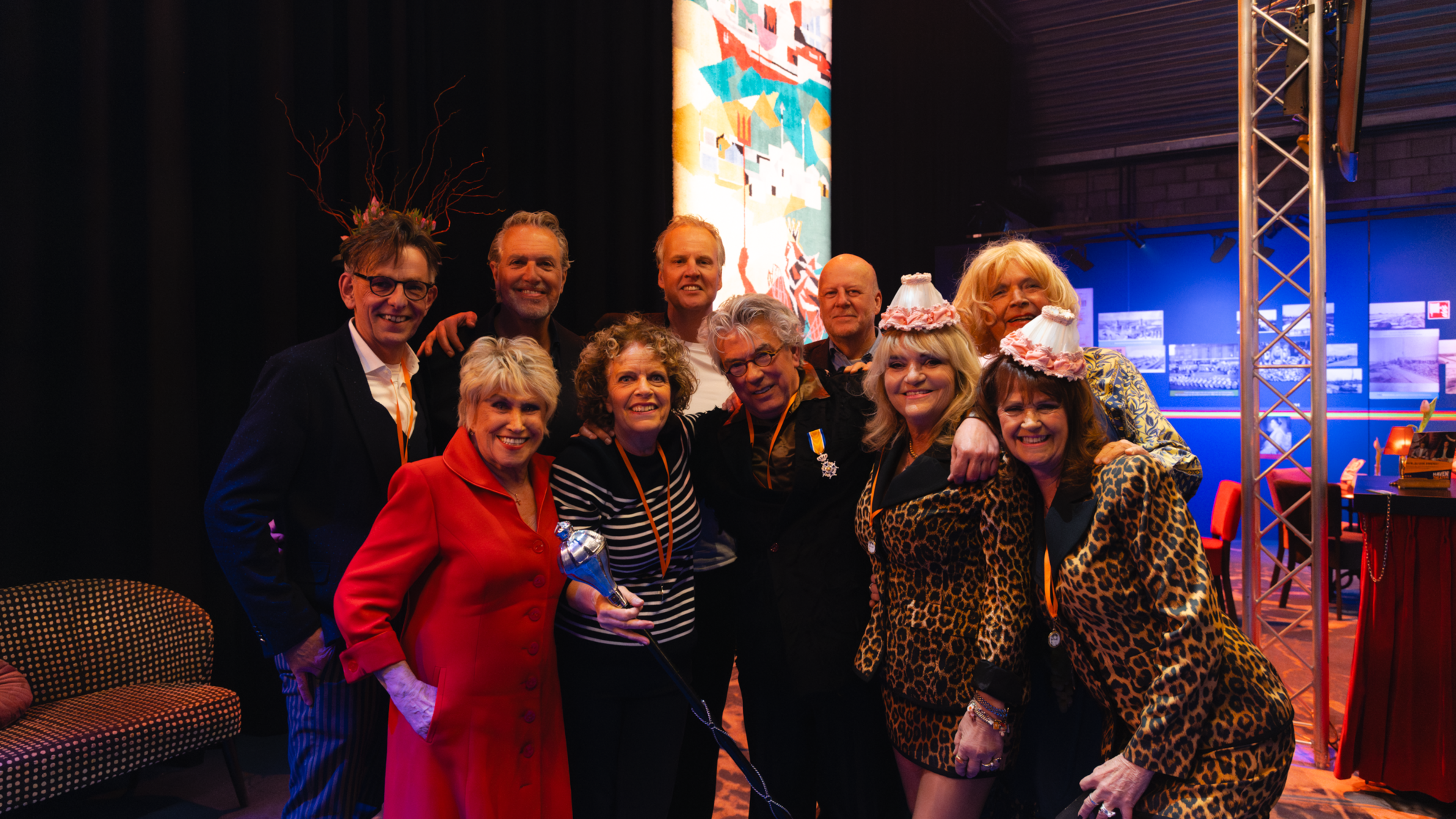 Mister Stadsschouwburg Velsen Jacob Bron retires but stays active. Brigitte Kaandorp: I love Jacob Bron