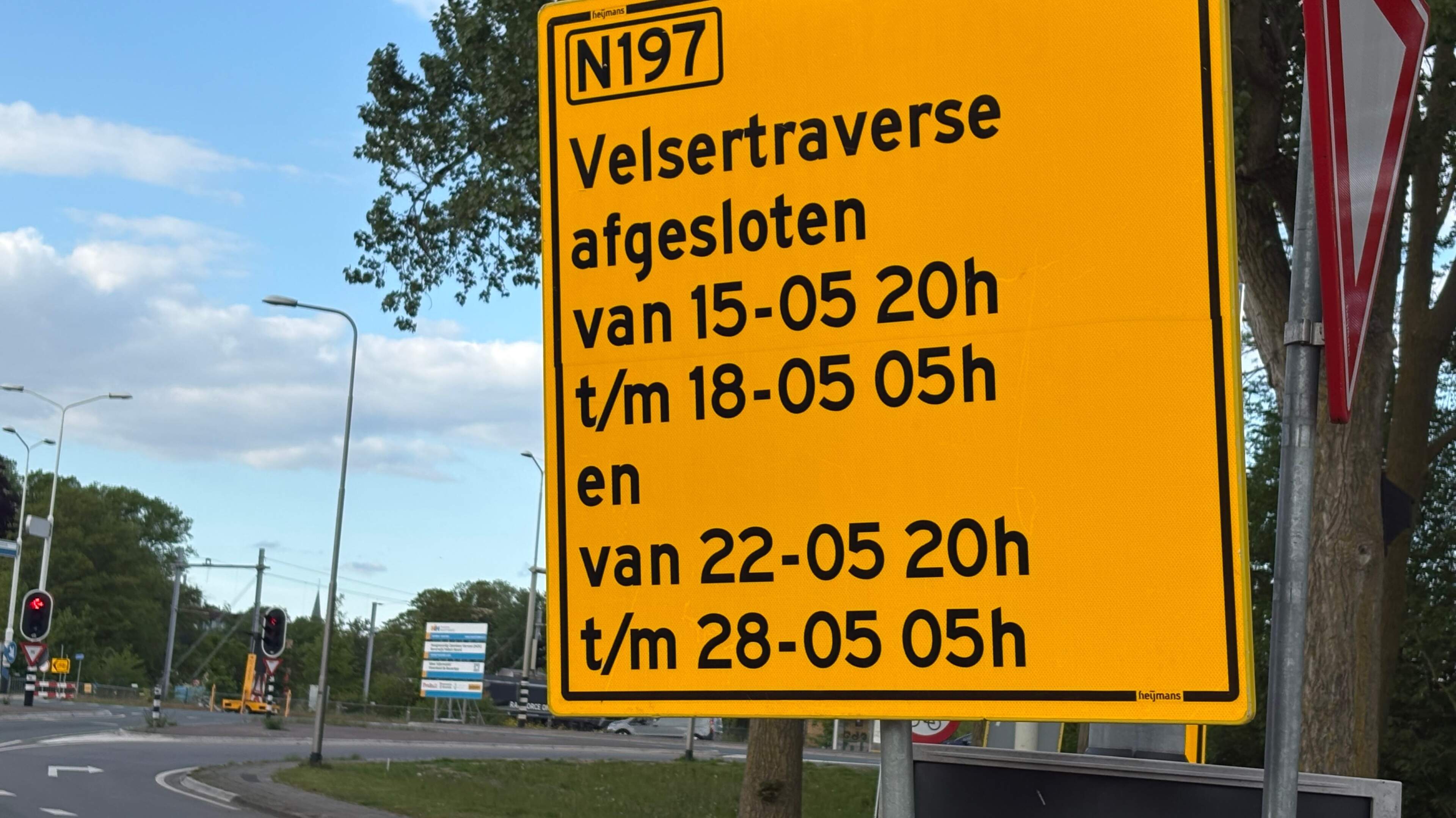Velsertraverse closed? How to get in and out of Velsen-Noord