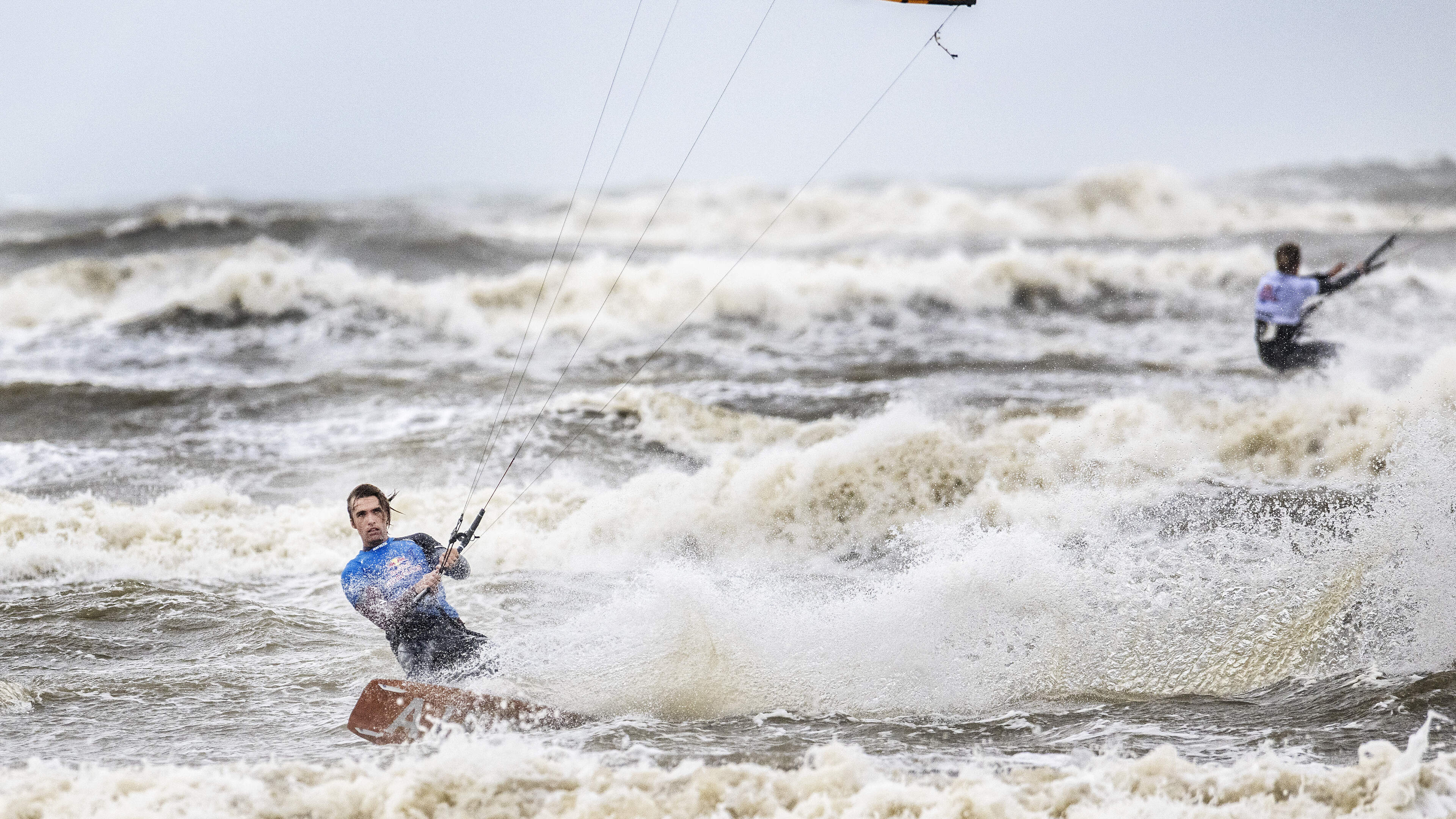 KNRM launches campaign to prevent searches for empty kites: 'People don't realize the impact'