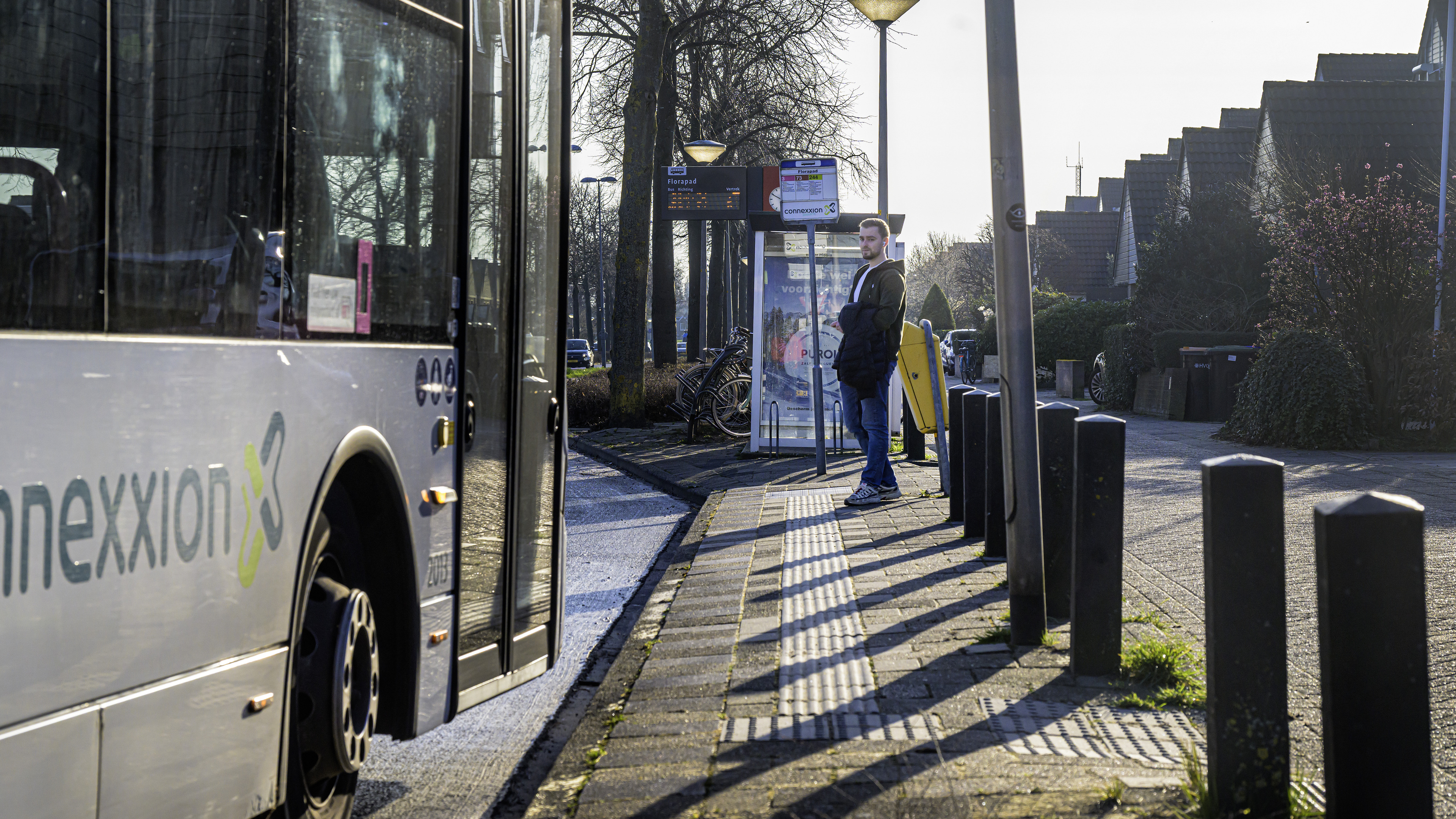 North Holland allocates 600,000 euros for bus stop accessibility; Haarlem and Velsen to apply for subsidies