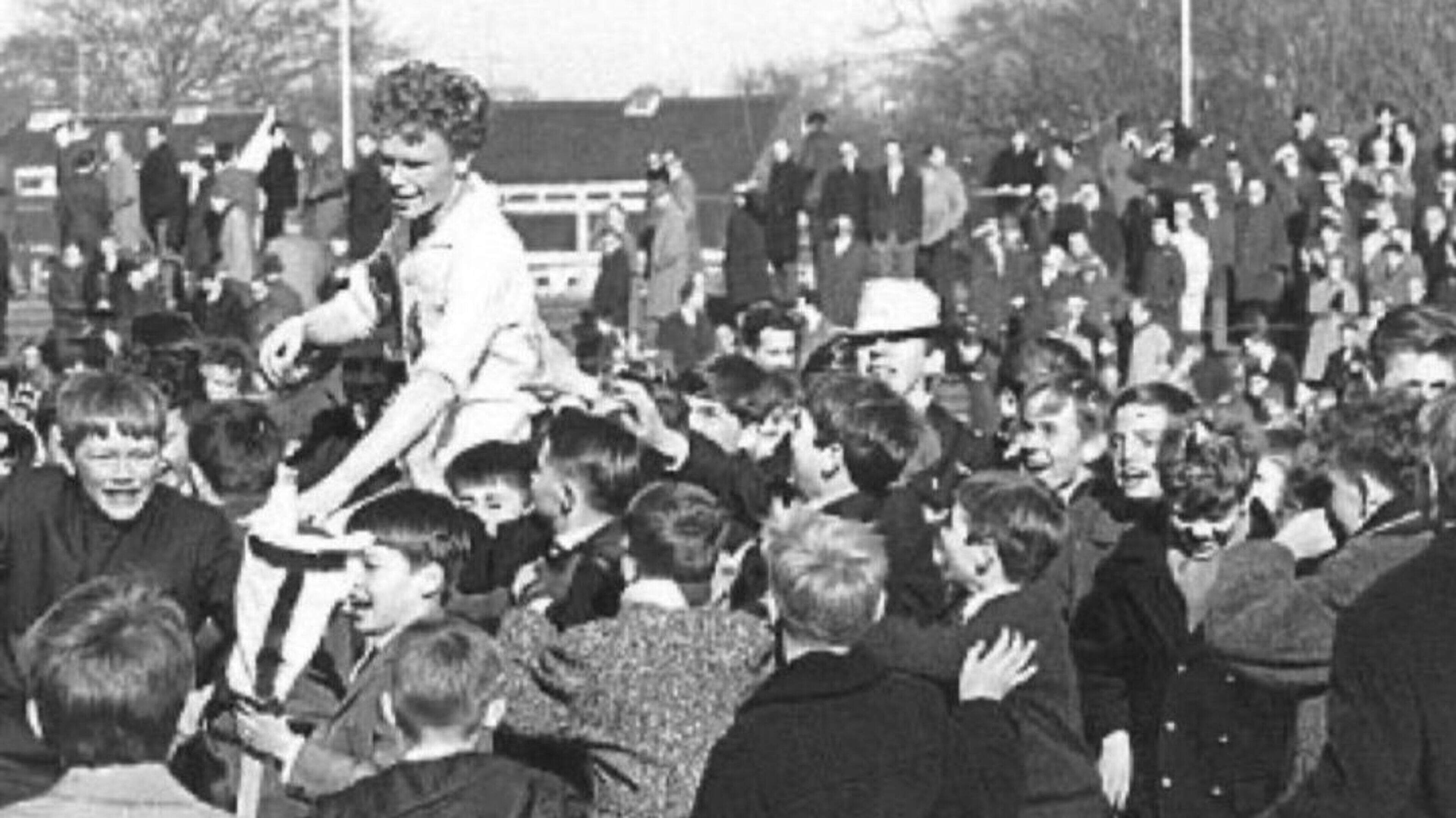 'We might just win,' says stadium announcer before start of Telstar match