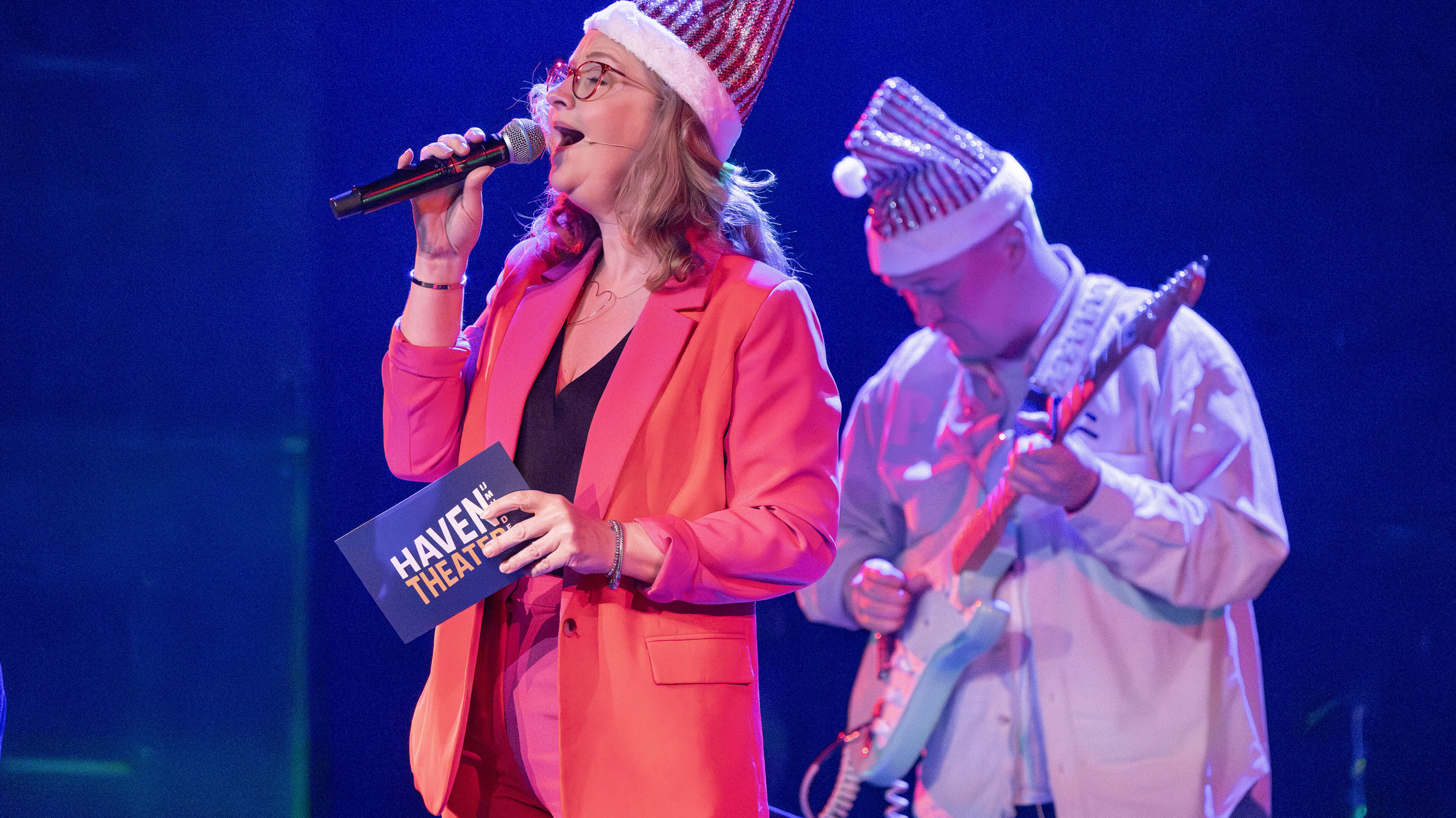 Attention cabaret fans: 22 cabaret nights at the Haventheater in IJmuiden