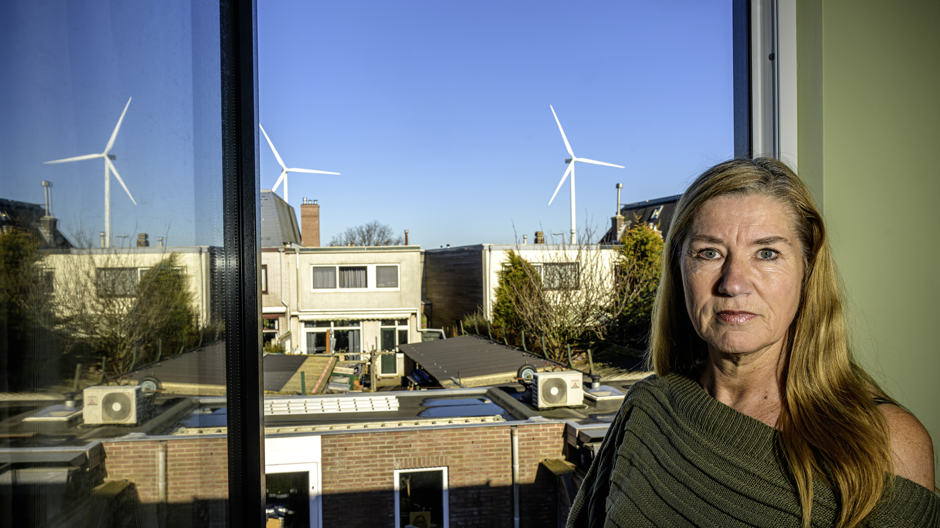 Hum keeps IJmuiden resident awake: ‘The sound is described so well online, I’m increasingly thinking it’s the wind turbines’