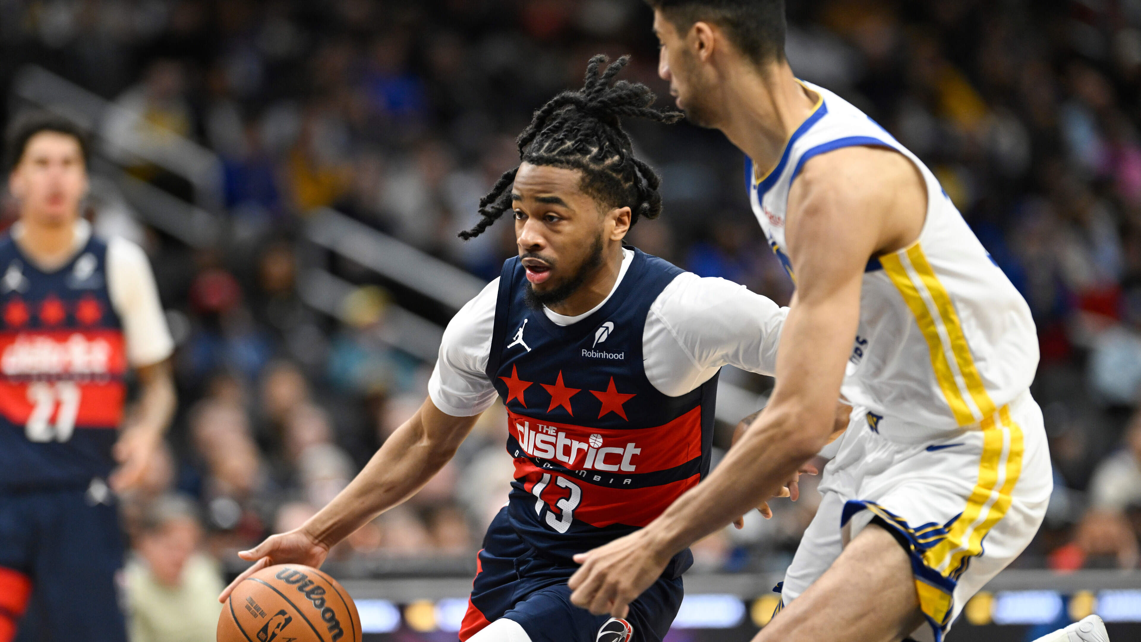 IJmuiden basketball player Malevy Leons wins with Golden State Warriors