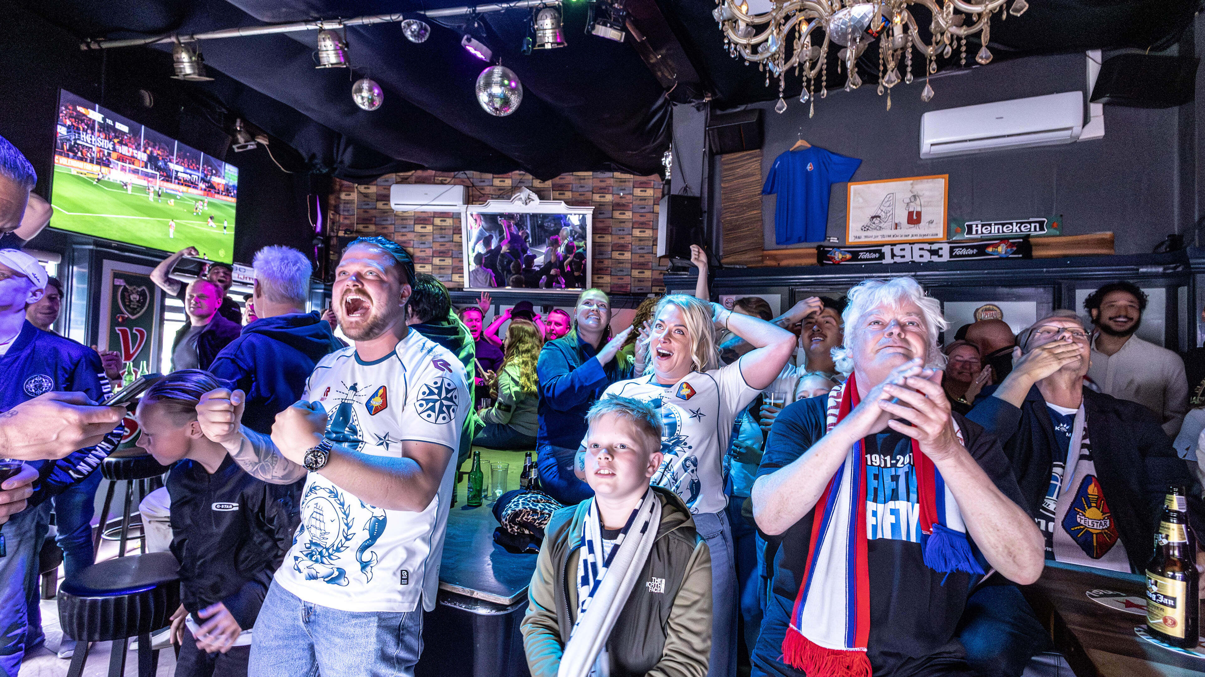 As if the club were promoted again, Velsen celebrates after victory; Correia: 'I don't think I can leave Telstar in a better state than this!'