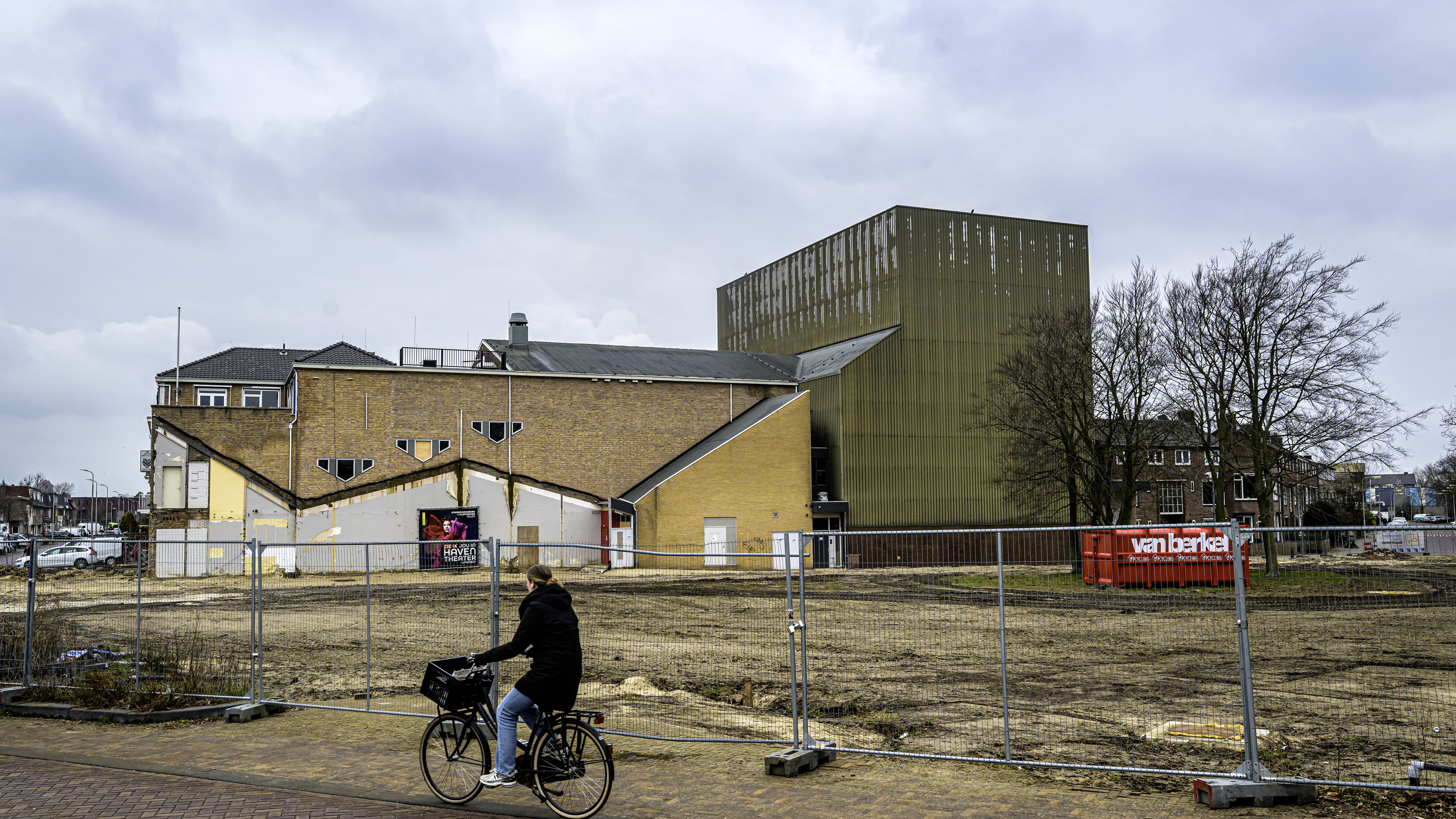 Extra funding for new Velsen City Theater? Most parties oppose and want plan adjusted