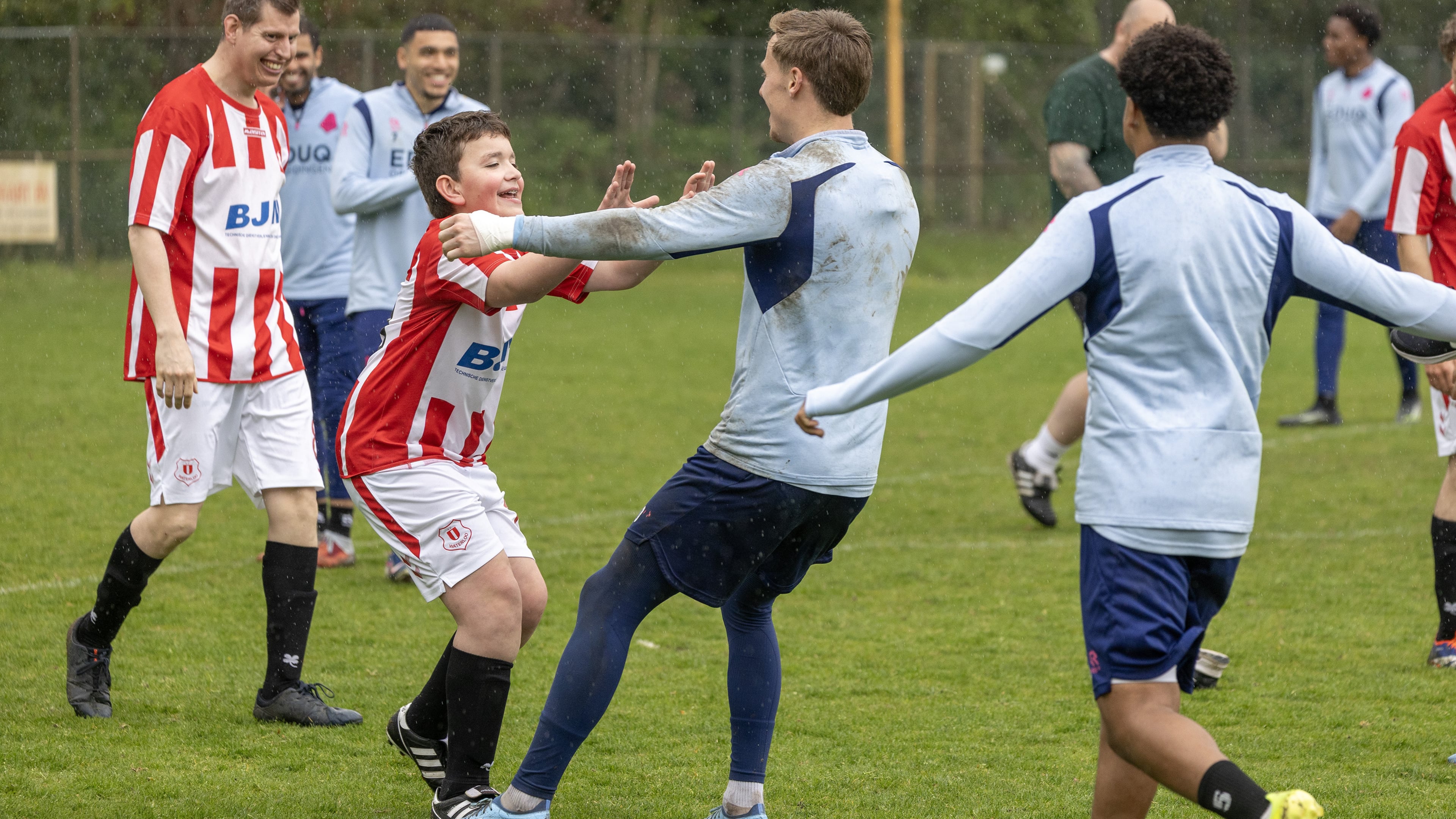 Waterloo G-team plays traditional match against Telstar pros: 'There was an angel on his crossbar'