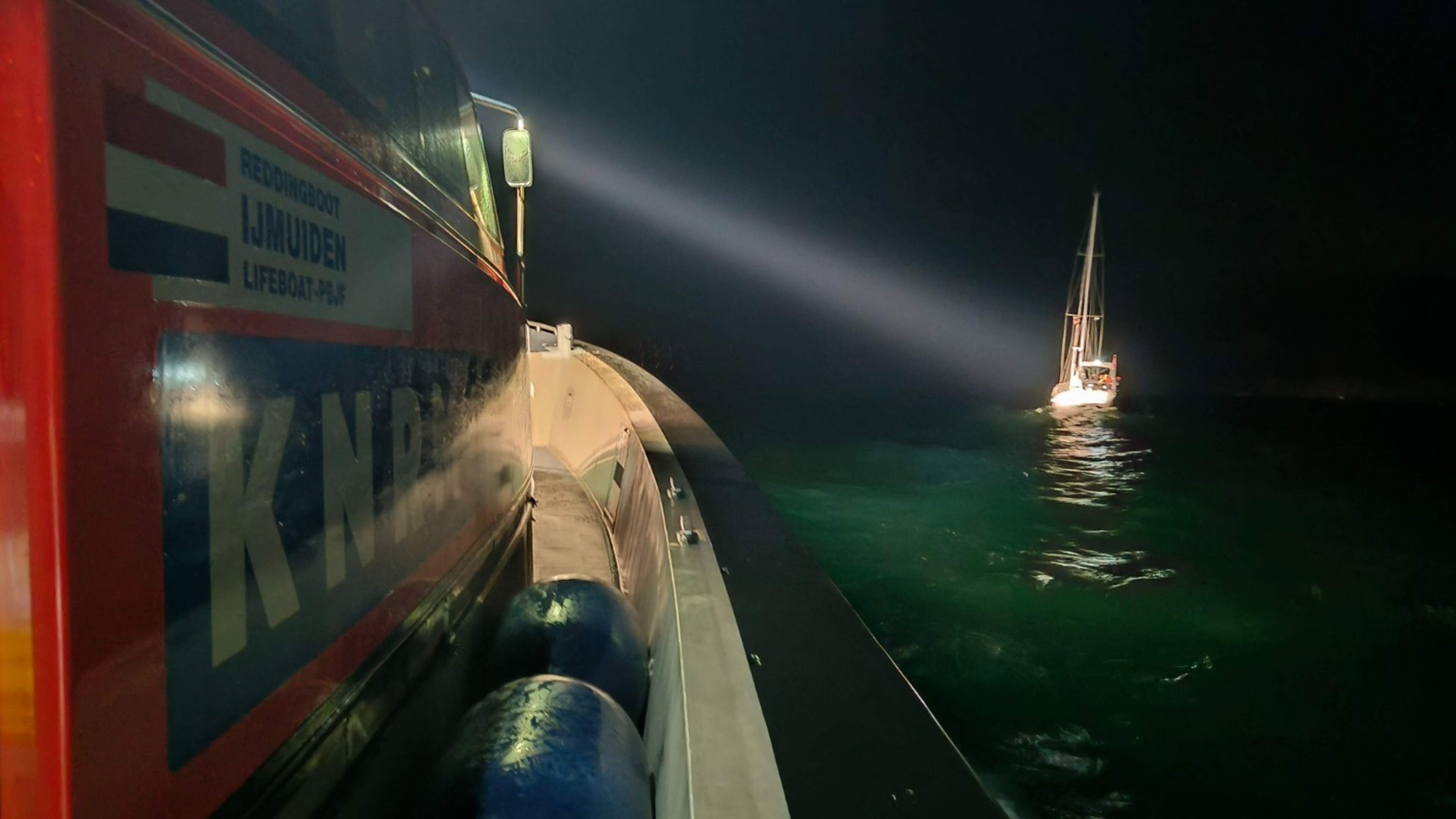 Night rescue on the North Sea: sailing yacht adrift among wind turbines