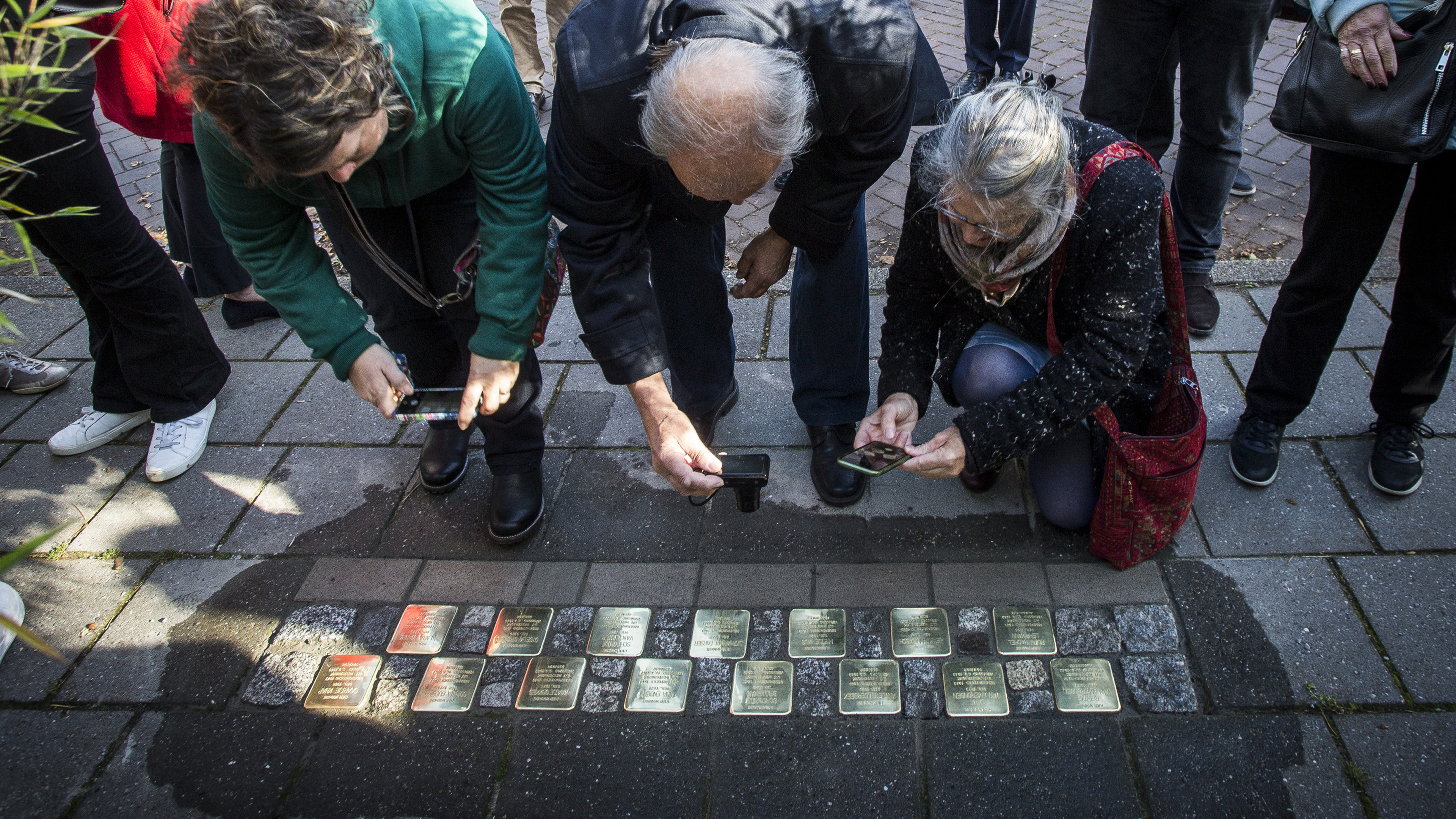 Thirteen new Stolpersteine in memory of Holocaust victims in Velsen: first stone this year for Sara Engers (1928-1943)