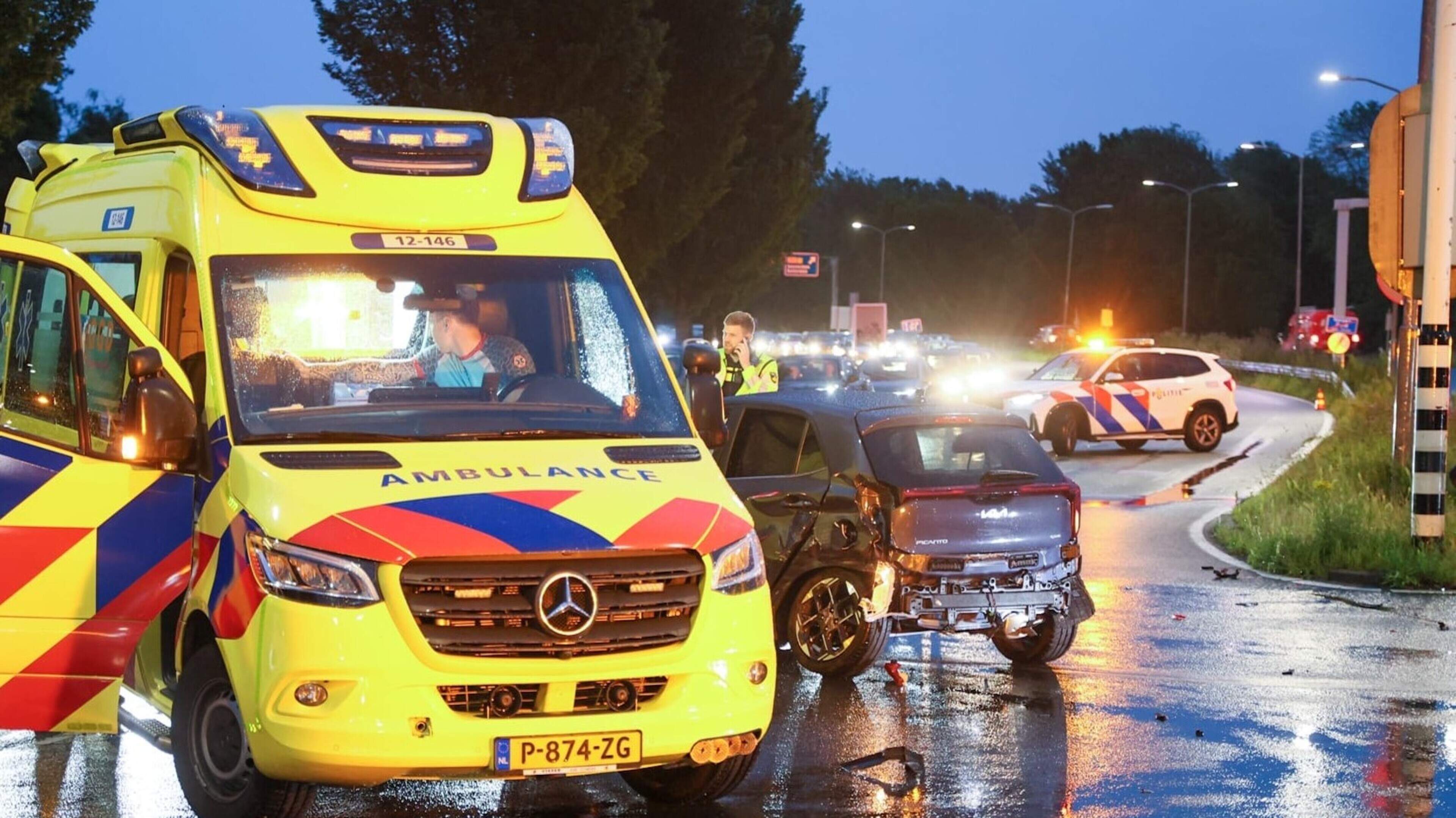Injury and damage in car collision on Rijksweg in Velsen-Zuid