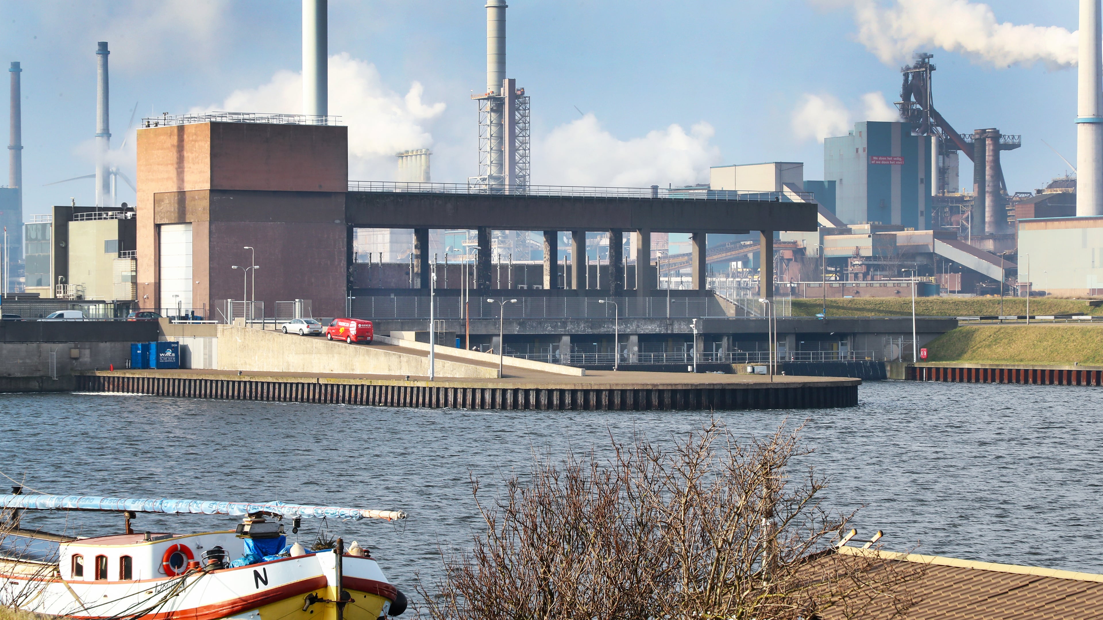 'Limited consequences for Velsen if pumping station fails', says Velsen executive in response to council questions