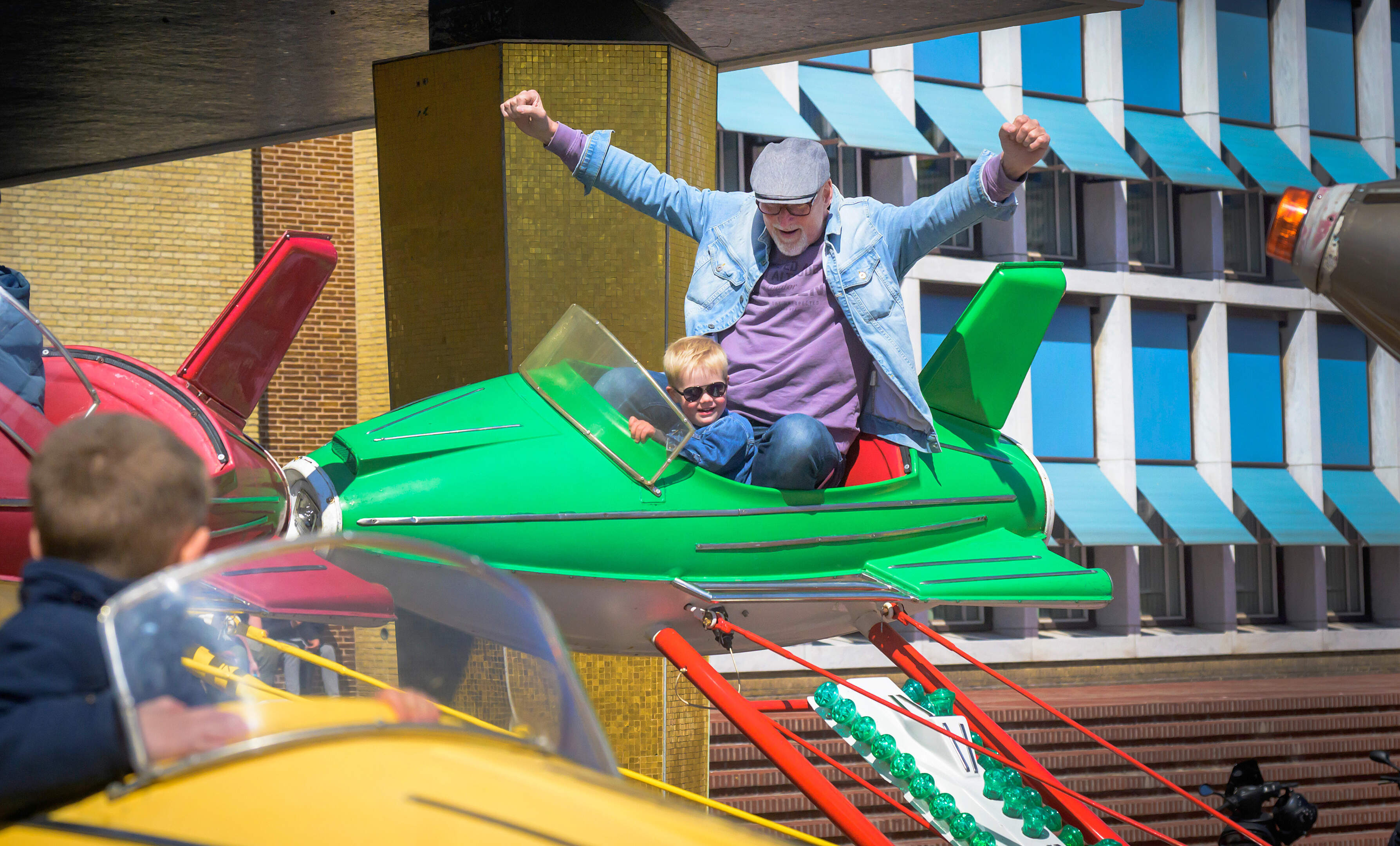 High fuel prices due to Middle East war hit fairground operators, but visitors barely notice