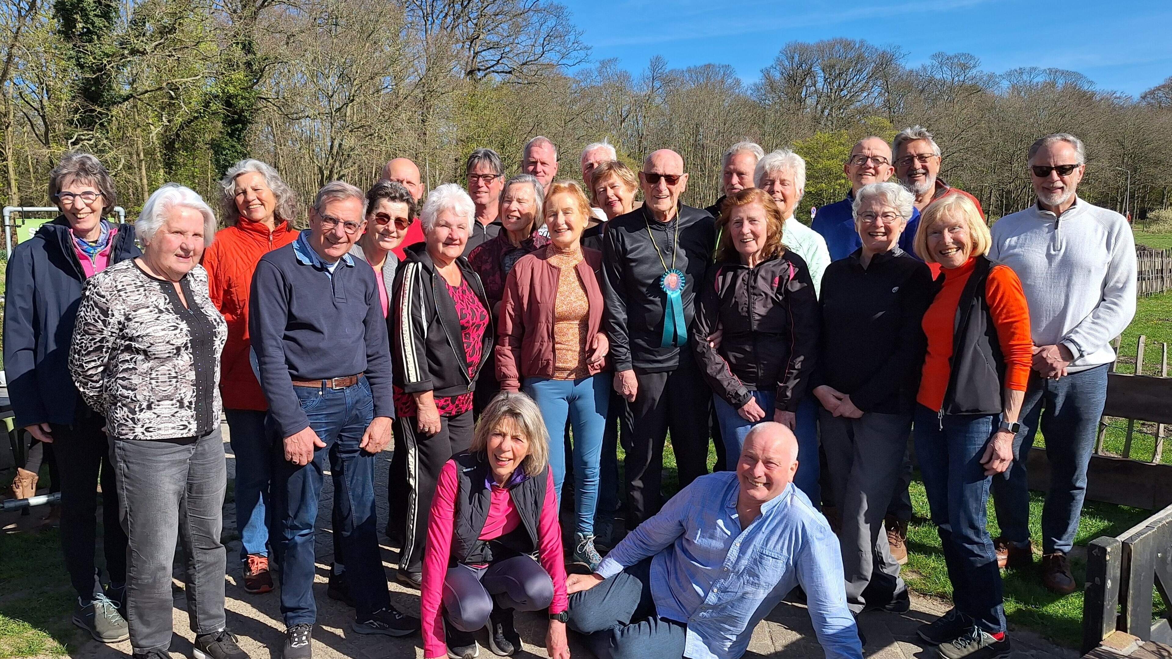 Wim celebrates 95th birthday with walking group: 'We knighted him'