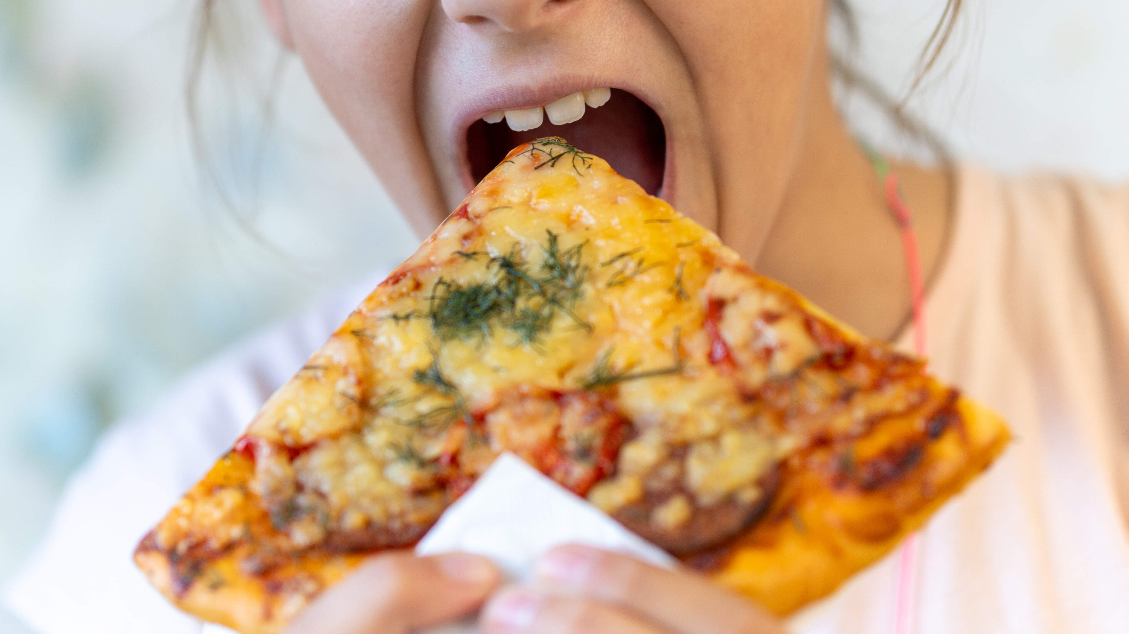 Velsen holds second pizza night for youth: what matters to you?