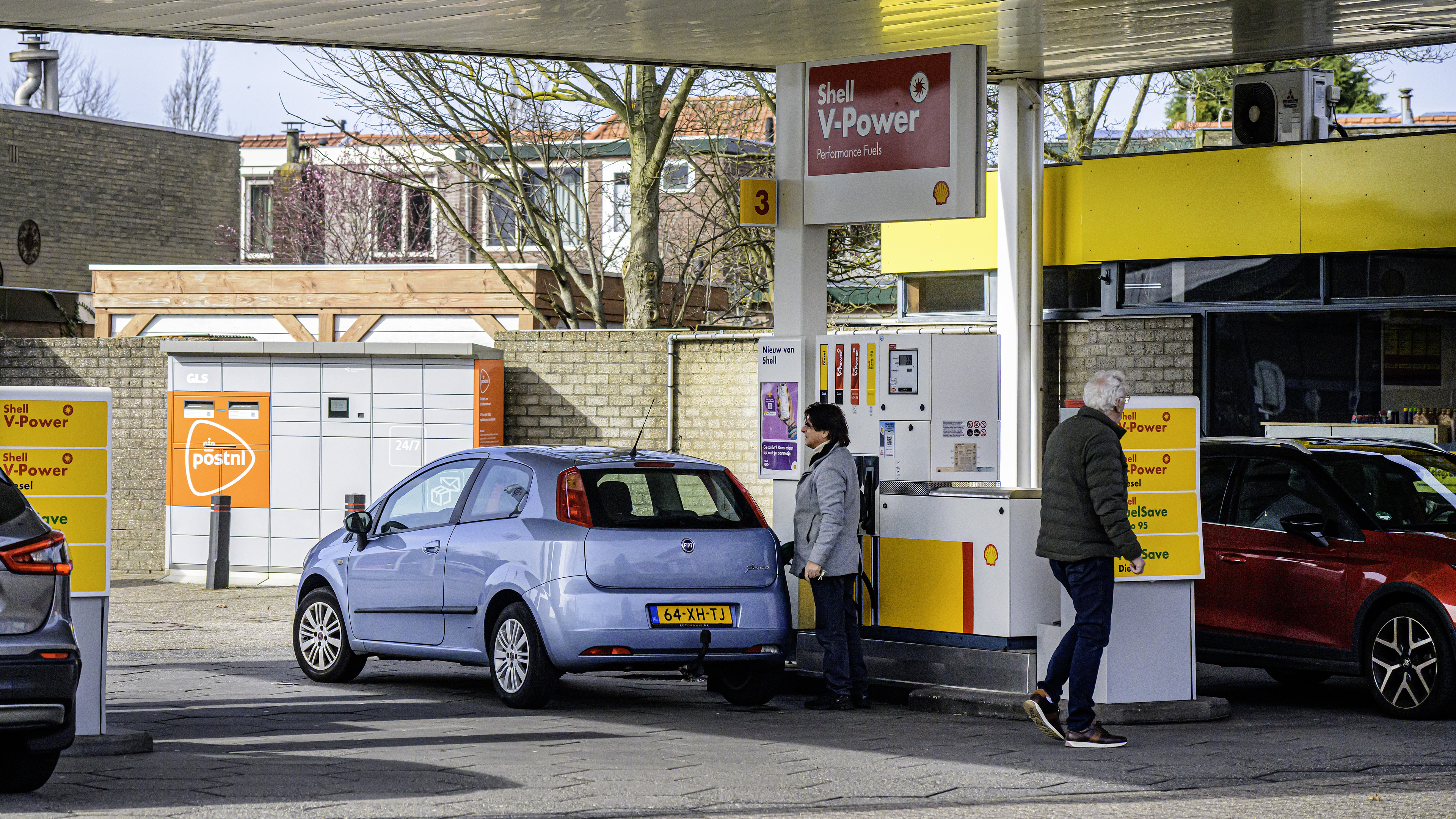 How concerned is Velsen about high fuel and energy prices? 'I use the car as little as possible'