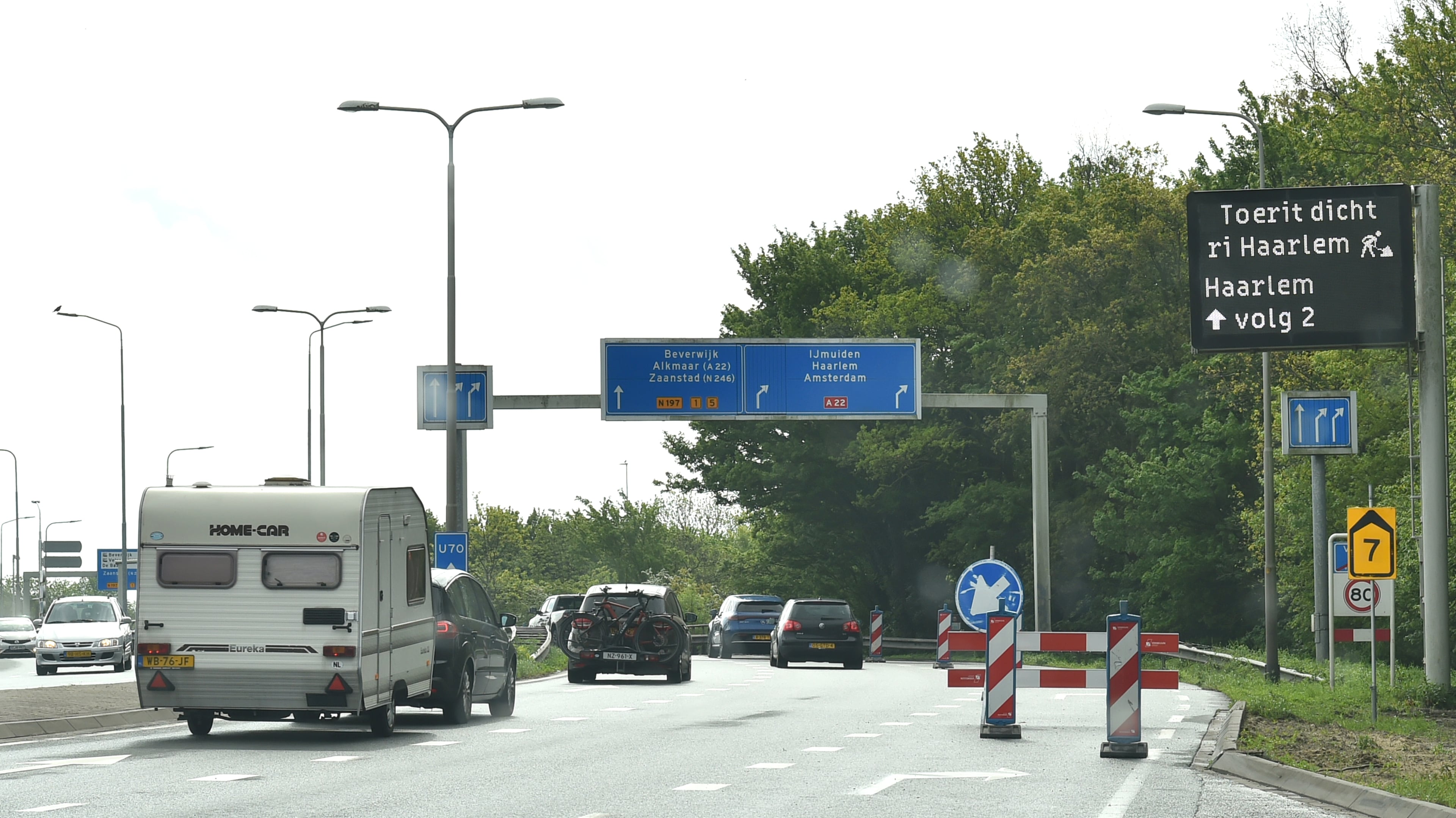 No chaos during Wijkertunnel closure: traffic around Velsertunnel and Velsertraverse keeps moving. 'There is definitely less traffic on the A9.'