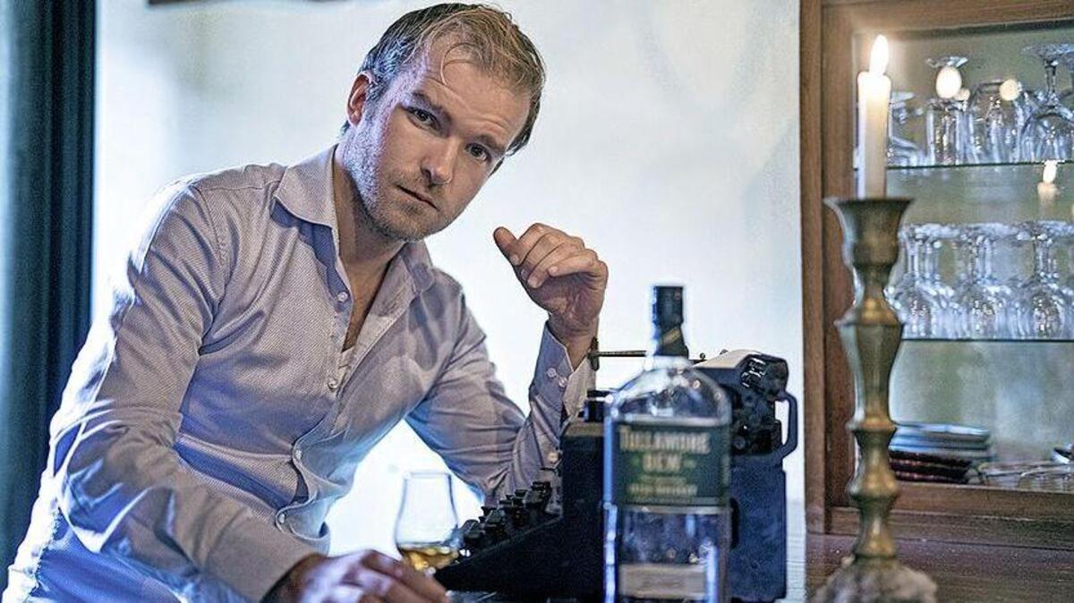 Laat Elon Musk een belang nemen in de stekkerpont | column Joris Brussel |  Noordhollands Dagblad