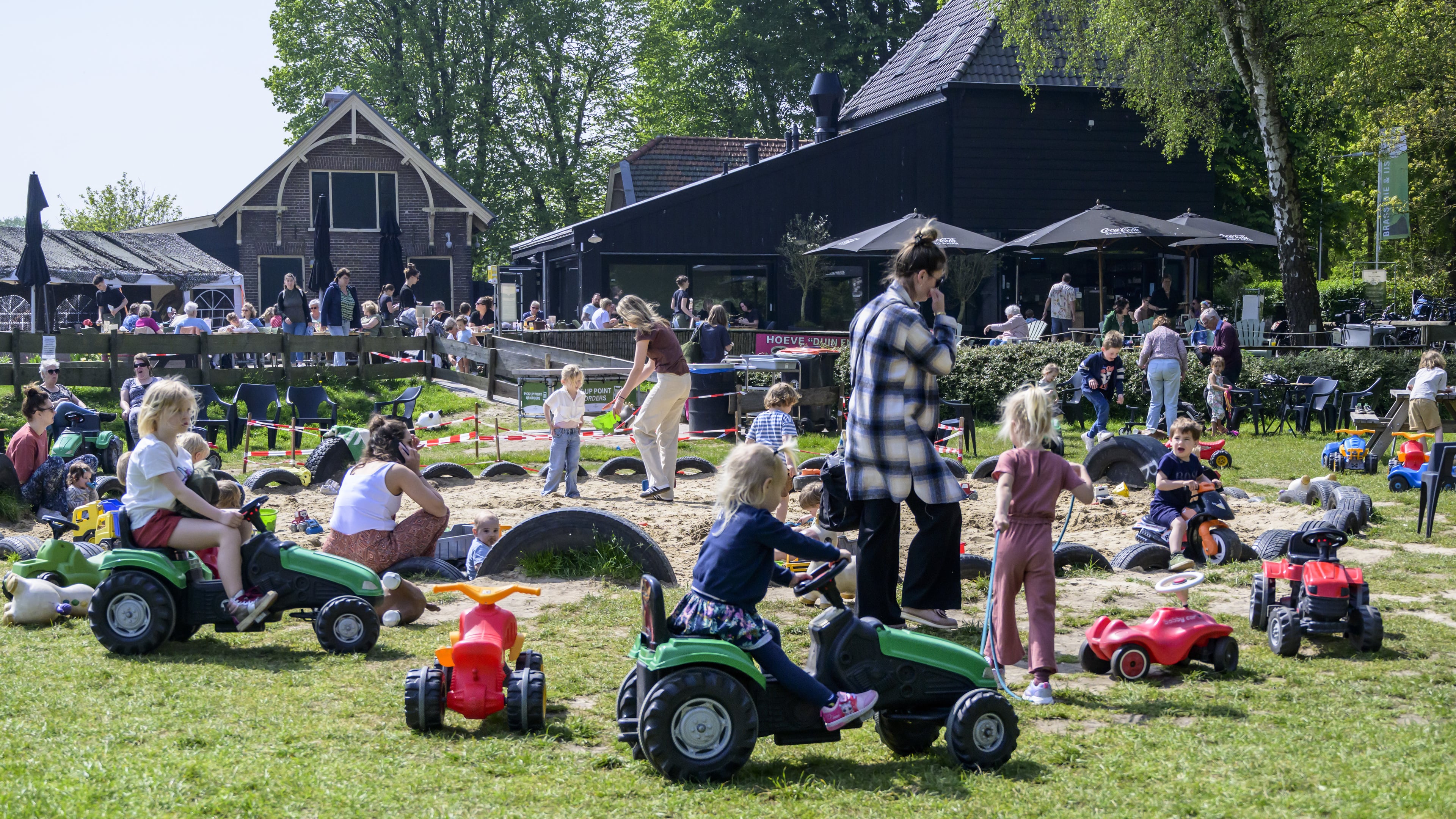 Vast majority of readers want current playground at Hoeve Duin- en Kruidberg to stay: ‘Only place in the municipality where young children can play in nature’