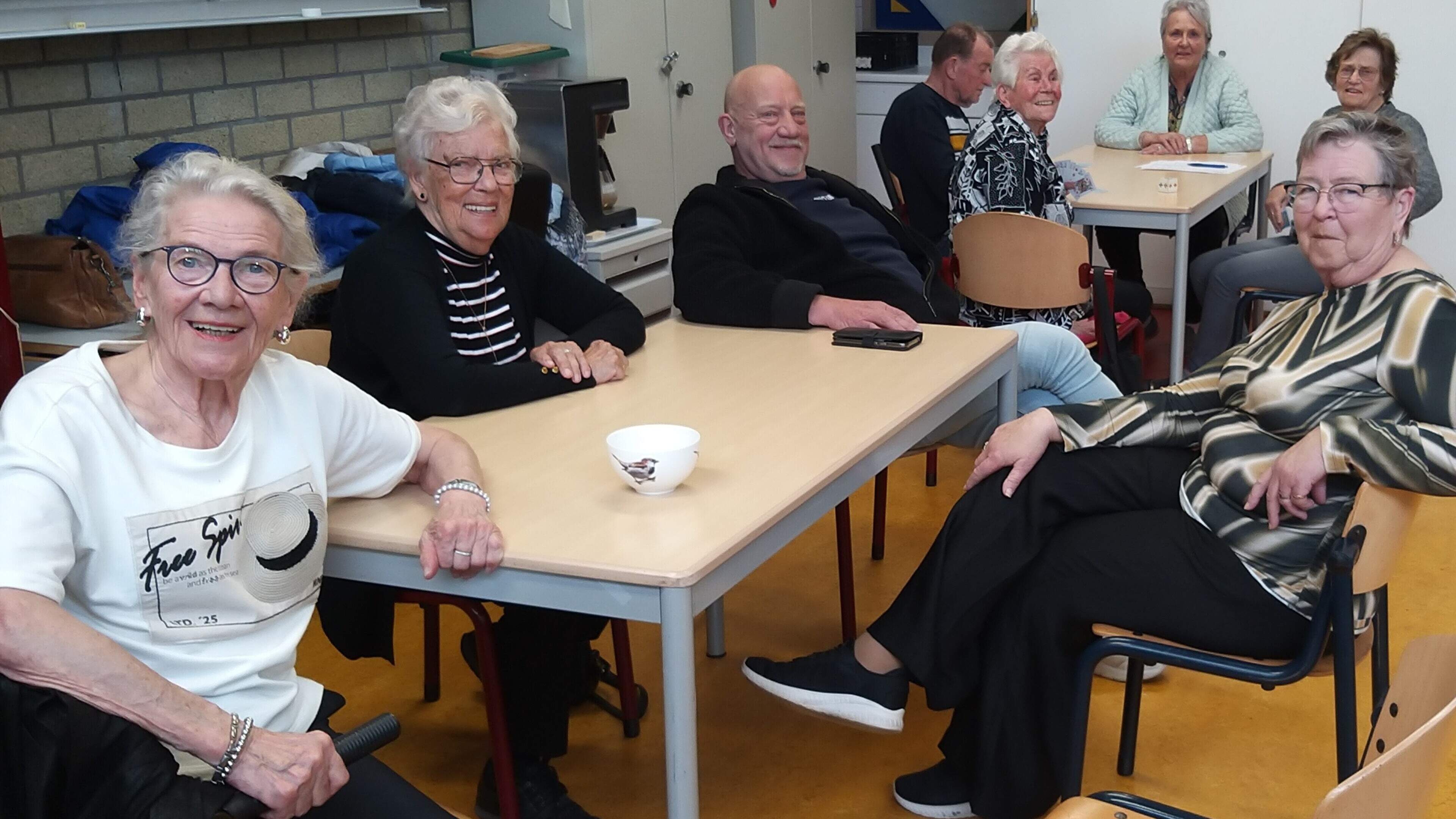 Conviviality is trumps at De Brulboei klaverjas club in IJmuiden: 'Mistakes are made, but never on purpose'