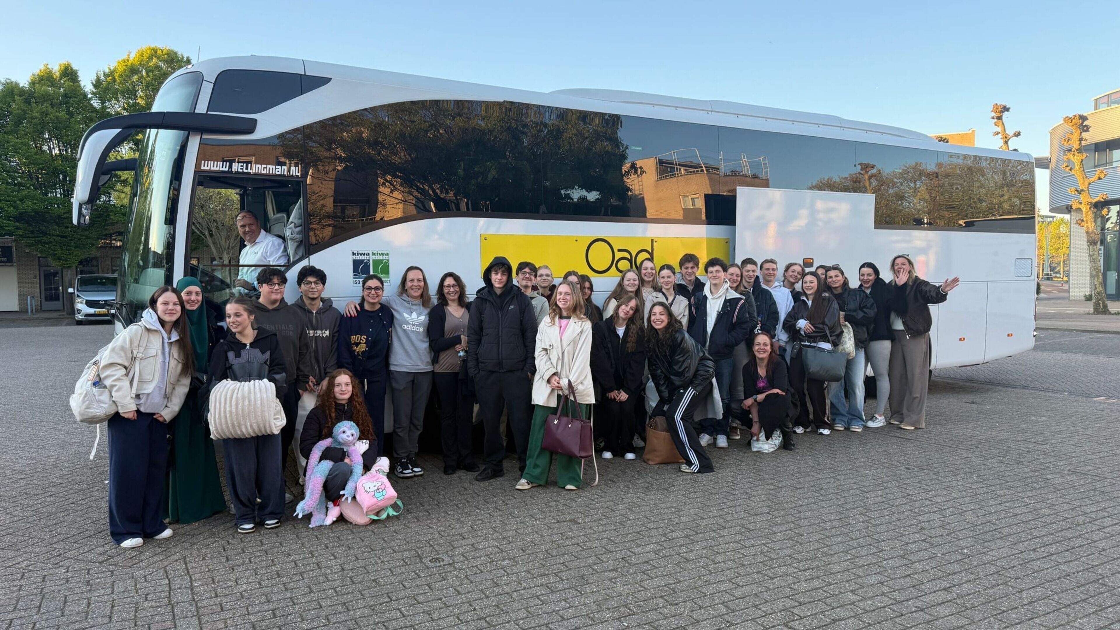 Kruidvat employees from Velserbroek back from Paris after winning prize: ‘Dining on the Seine was a magical experience’