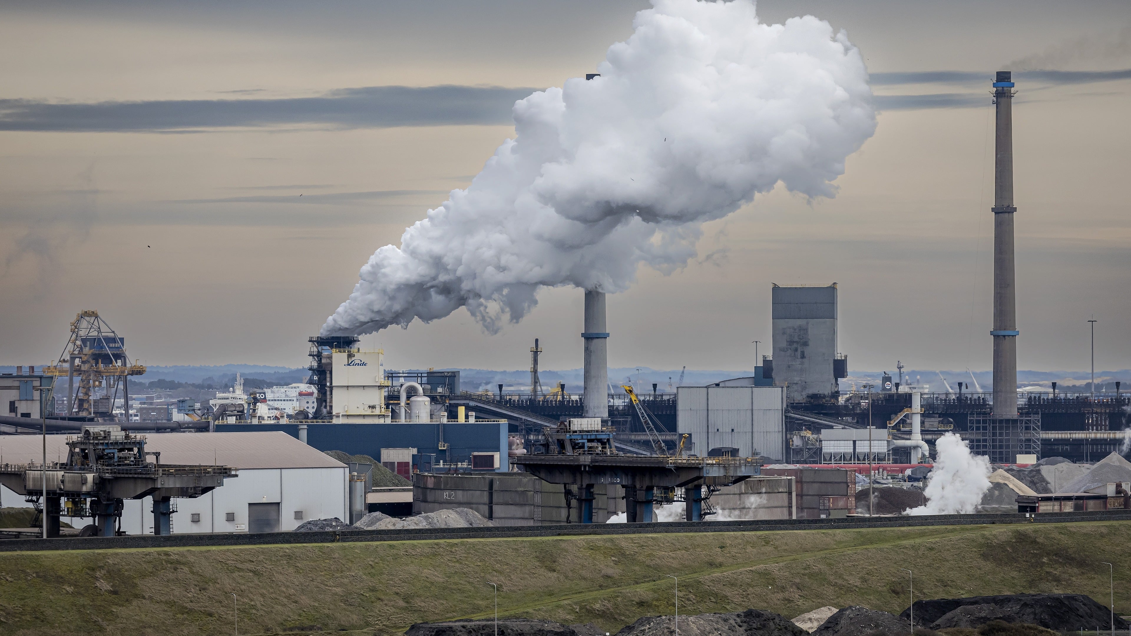 Conflict between local foundations over Tata Steel mass claim grows: petition against Frisse Wind signed nearly 700 times
