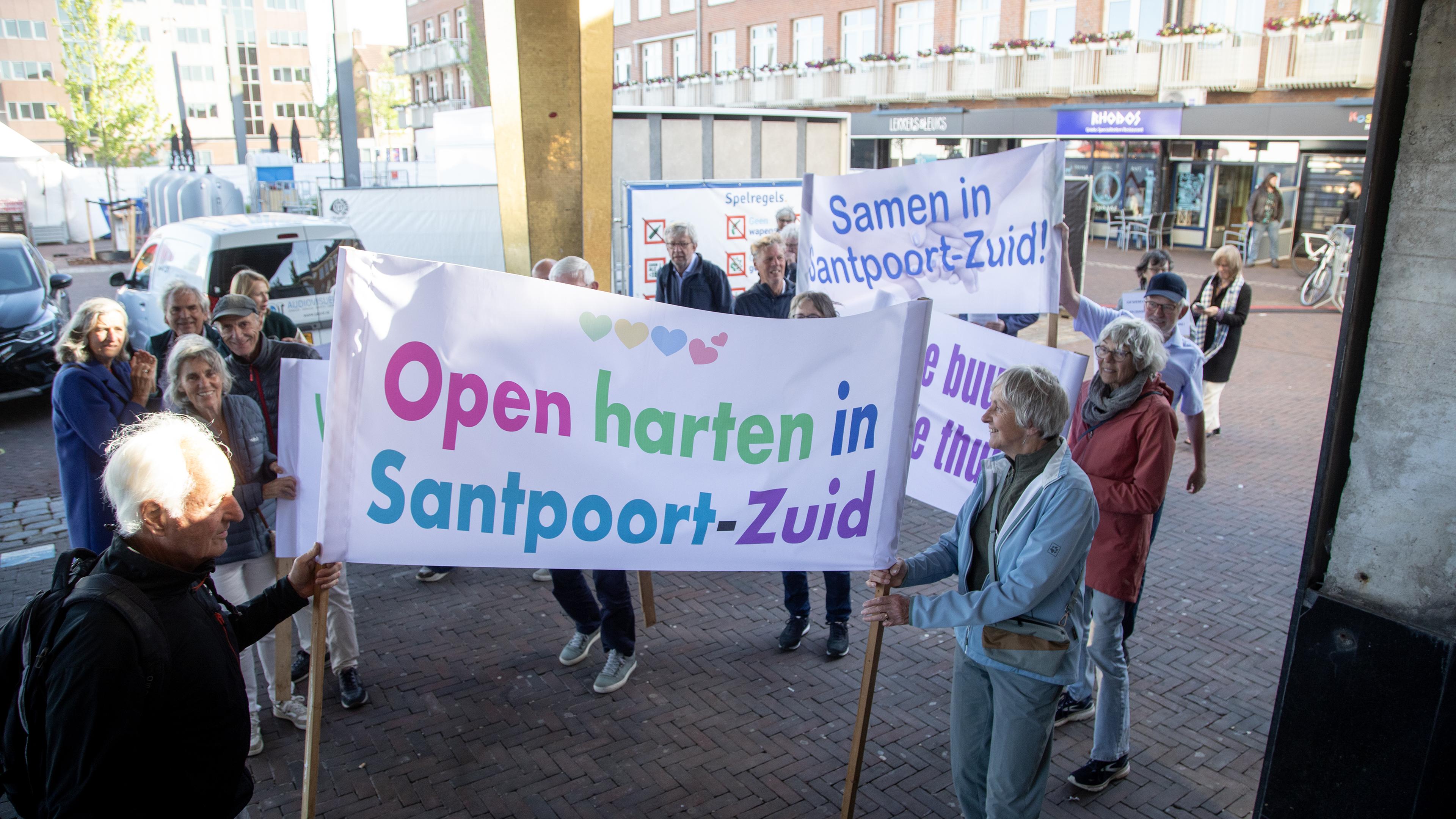 Referendum over azc wordt een hele kluif voor tegenstanders uit Santpoort-Zuid. ’We doen dit niet om